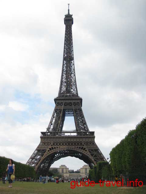 Достопримечательности Парижа - Эйфелева башня