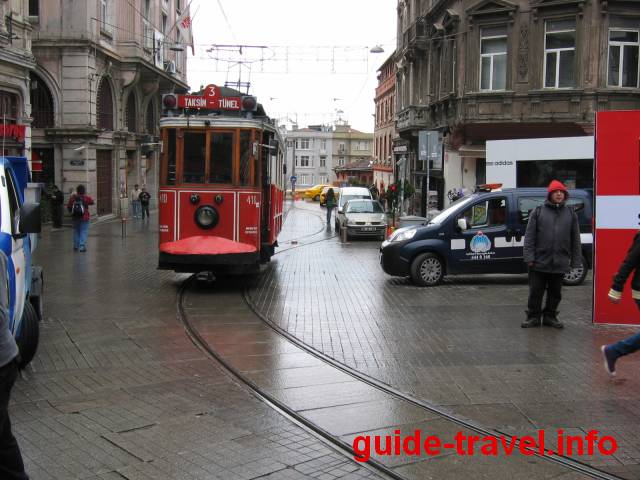 Городской транспорт Стамбула - старый трамвай