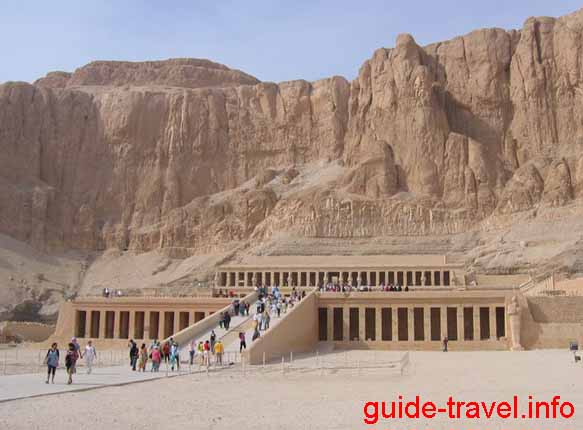 Египетский храм Хатшепсут